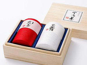 京くみひも紅白茶筒と宇治茶の新春セット「JAPON」